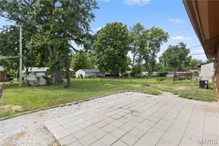 3239 Greenwich Ln, Saint Charles, MO 63301 - Photo 15