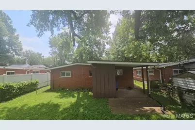9117 Macon Avenue, Saint Louis, MO 63134 - Photo 11