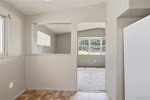 9117 Macon Ave, Saint Louis, MO 63134 - Photo 11