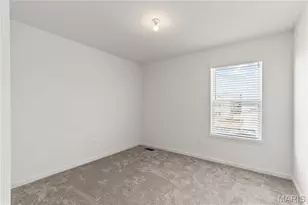 126 Cardow Dr, O'Fallon, MO 63368 - Photo 17