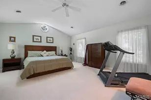 25 Berkshire Dr, Richmond Heights, MO 63117 - Photo 11