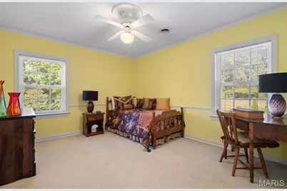 25 Berkshire Drive, Richmond Heights, MO 63117 - Photo 15
