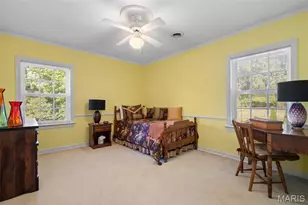 25 Berkshire Dr, Richmond Heights, MO 63117 - Photo 15