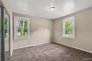154 Becker Dr, Saint Louis, MO 63135 - Photo 7