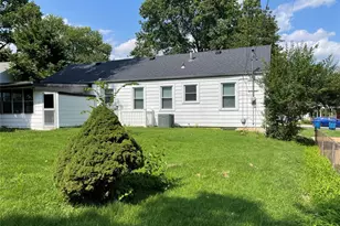6936 Greenholly Dr, Saint Louis, MO 63123 - Photo 27
