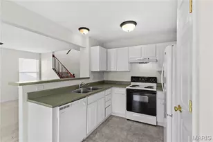 15 W Homefield Point Ct, O'Fallon, MO 63366 - Photo 3