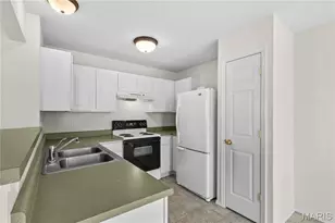 15 W Homefield Point Ct, O'Fallon, MO 63366 - Photo 9