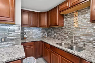 3110 St Myron Ln, Saint Ann, MO 63074 - Photo 9