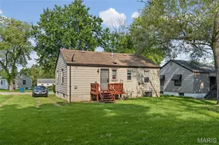 6010 Eaton Dr, Berkeley, MO 63134 - Photo 13