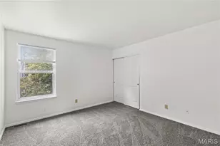 2701 Wellington Dr, Florissant, MO 63033 - Photo 31