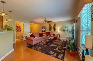 4242 Forder Heights Dr, Saint Louis, MO 63129 - Photo 9