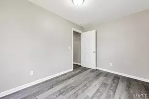 302 Hilltop Dr, Wentzville, MO 63385 - Photo 17