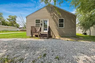 302 Hilltop Dr, Wentzville, MO 63385 - Photo 21