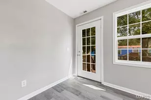 302 Hilltop Dr, Wentzville, MO 63385 - Photo 5