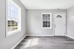302 Hilltop Dr, Wentzville, MO 63385 - Photo 13