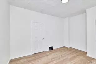 6625 Bartmer Ave, University City, MO 63130 - Photo 13