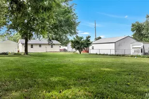 807 Benton St, Montgomery City, MO 63361 - Photo 25