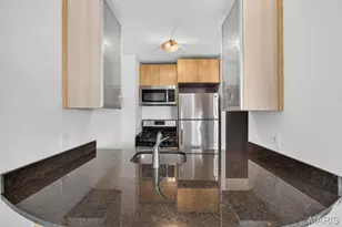 210 N 17th St, Saint Louis, MO 63103 - Photo 5