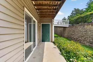 1141 Arbor Creek Dr, Saint Louis, MO 63122 - Photo 27