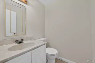 12310 Rossridge Ct, Saint Louis, MO 63146 - Photo 19