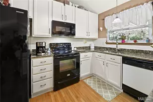 38 Fawn Valley Cir, Saint Peters, MO 63376 - Photo 23