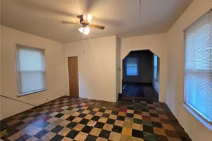 7134 Drury Ln, Saint Louis, MO 63143 - Photo 23