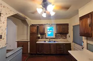 7134 Drury Ln, Saint Louis, MO 63143 - Photo 27