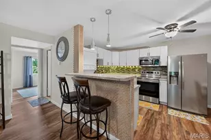 2812 Blackforest Dr, Saint Louis, MO 63129 - Photo 15