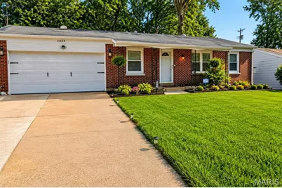 10448 Quaker Drive, Dellwood, MO 63136 - Photo 1