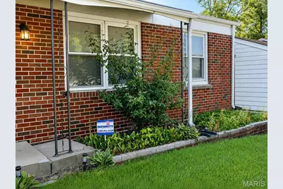 10448 Quaker Drive, Dellwood, MO 63136 - Photo 9