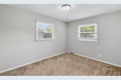 1405 Del Rey Drive, Florissant, MO 63031 - Photo 7