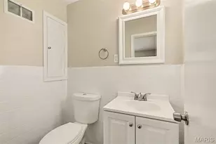 1405 Del Rey Dr, Florissant, MO 63031 - Photo 5