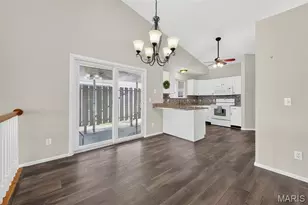 36 Lienemann Ct, Saint Peters, MO 63303 - Photo 7