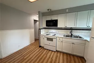 1134 Laire, Saint Louis, MO 63137 - Photo 9