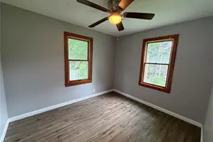 1134 Laire, Saint Louis, MO 63137 - Photo 3