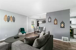 9866 Eastdell Dr, Dellwood, MO 63136 - Photo 13