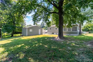 9866 Eastdell Dr, Dellwood, MO 63136 - Photo 9