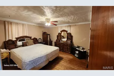 6830 Roberts Avenue, University City, MO 63130 - Photo 11