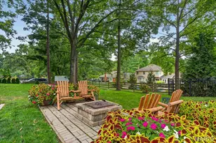 631 Golfview Dr, Ballwin, MO 63011 - Photo 33