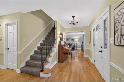 631 Golfview Drive, Ballwin, MO 63011 - Photo 5