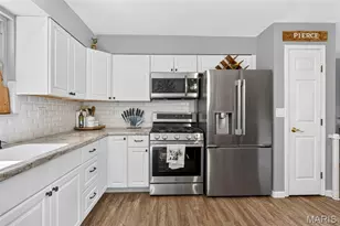 1297 Tracy Ln, Saint Louis, MO 63125 - Photo 7