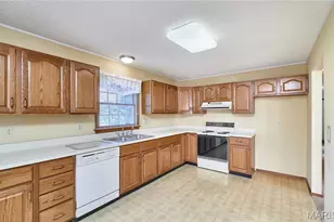103 Meadow Ridge Dr, Troy, MO 63379 - Photo 19