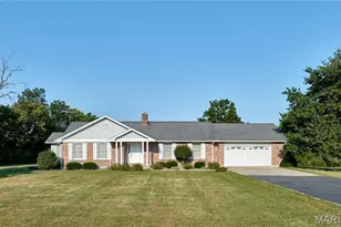 103 Meadow Ridge Dr, Troy, MO 63379 - Photo 1