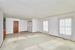 103 Meadow Ridge Dr, Troy, MO 63379 - Photo 11