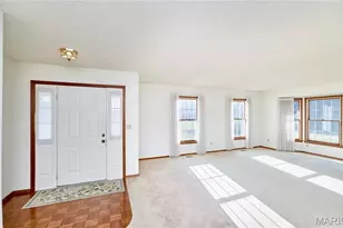 103 Meadow Ridge Dr, Troy, MO 63379 - Photo 7