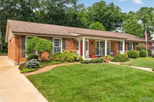 1331 Lockett Ln, Kirkwood, MO 63122 - Photo 3