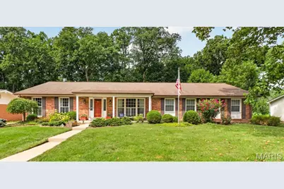 1331 Lockett Lane, Kirkwood, MO 63122 - Photo 1
