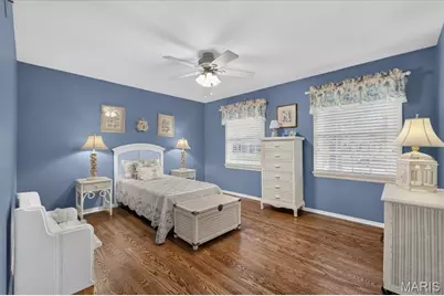 1331 Lockett Lane, Kirkwood, MO 63122 - Photo 25
