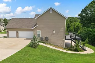 1316 Homestead Heights Dr, Wildwood, MO 63005 - Photo 5