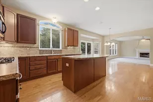 1025 Hawkins Bend Dr, Fenton, MO 63026 - Photo 15
